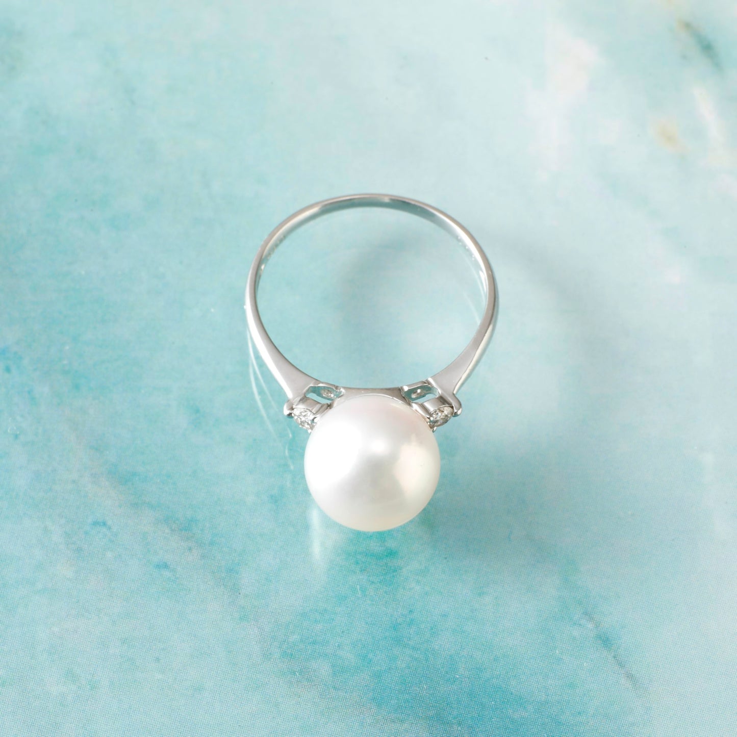 Hanadama Akoya Pearl Ring (with 0.15ct diamond)