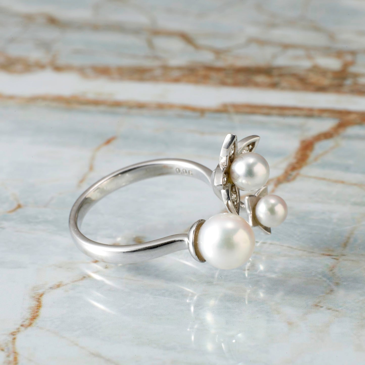 Akoya Baby Pearl Ring (with 0.04ct diamond)